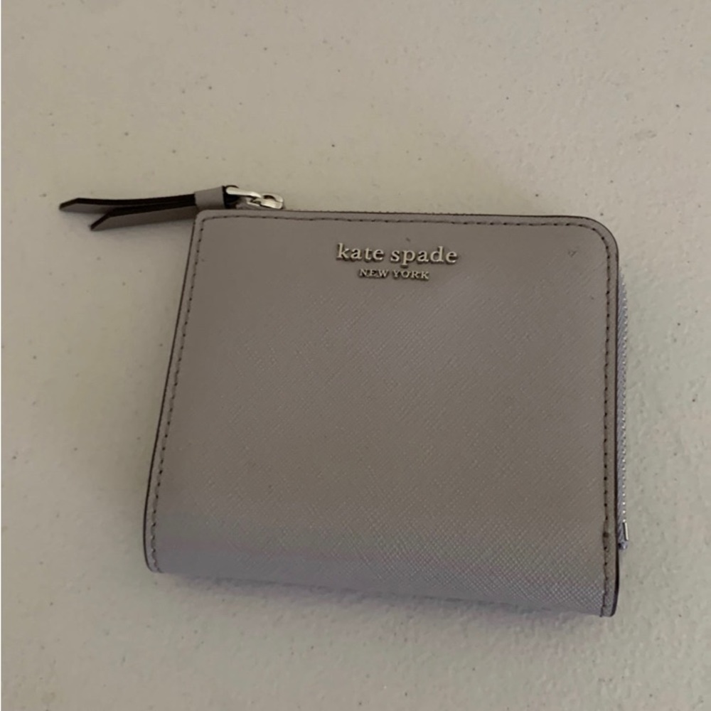 Kate Spade Cameron Small L-zip Bifold Wallet